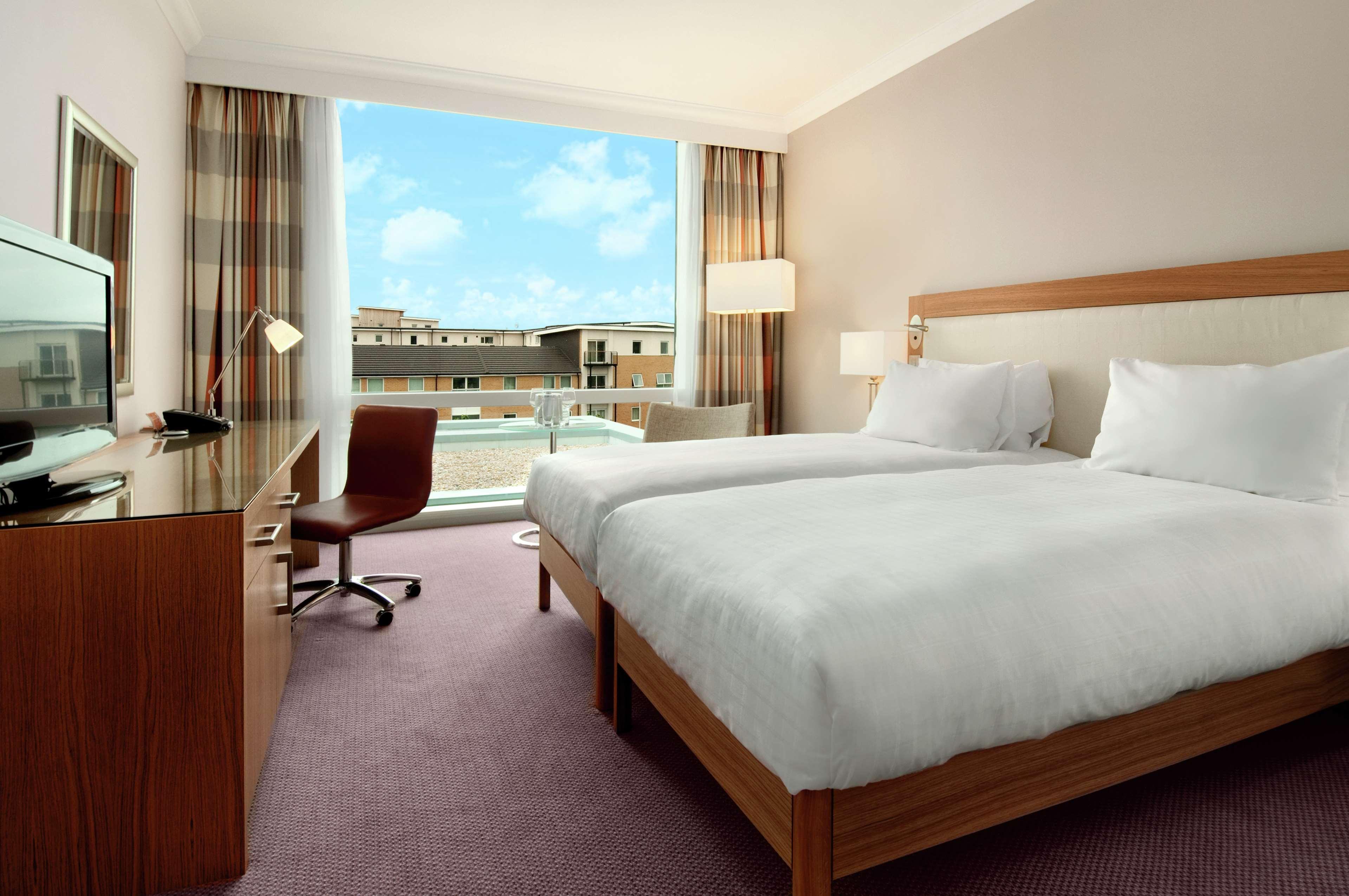 Hilton 4* Ридинг